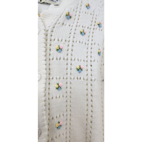Vintage Dainty Elegant Open Knit White Floral Detail Cardigan Sweater Size Large - Picture 6 of 7